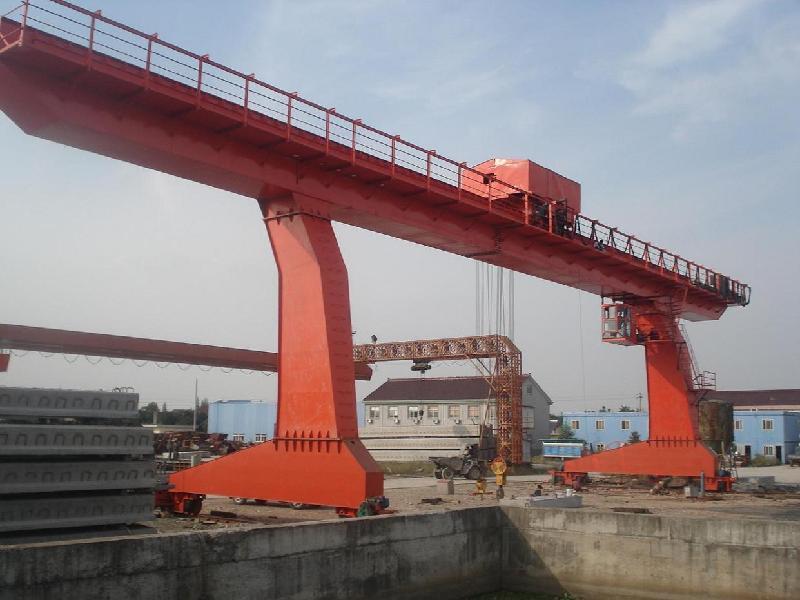 白云區(qū)現(xiàn)場制作加工起重機(jī)